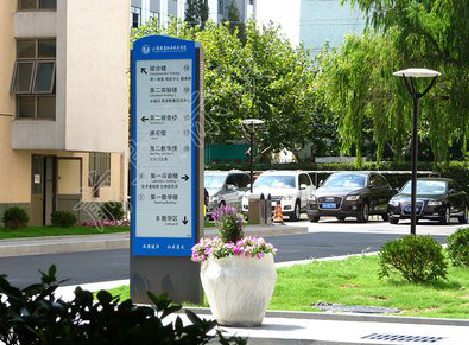 舒城哪些因素影响宣传栏的制作？